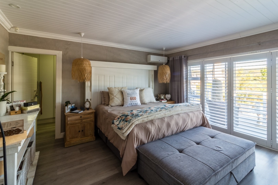 5 Bedroom Property for Sale in Num Num Cape Estate Western Cape